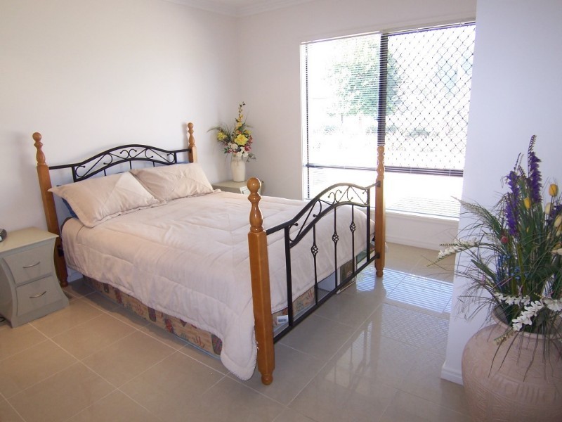 27 Tulip Street, Yamanto QLD 4305