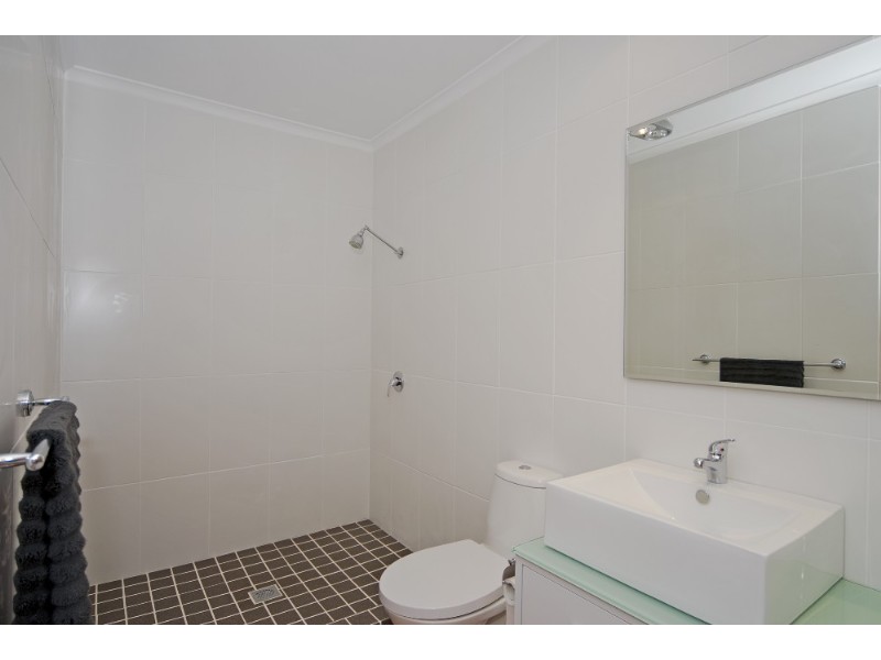 75 Whitehill Road, Eastern Heights QLD 4305