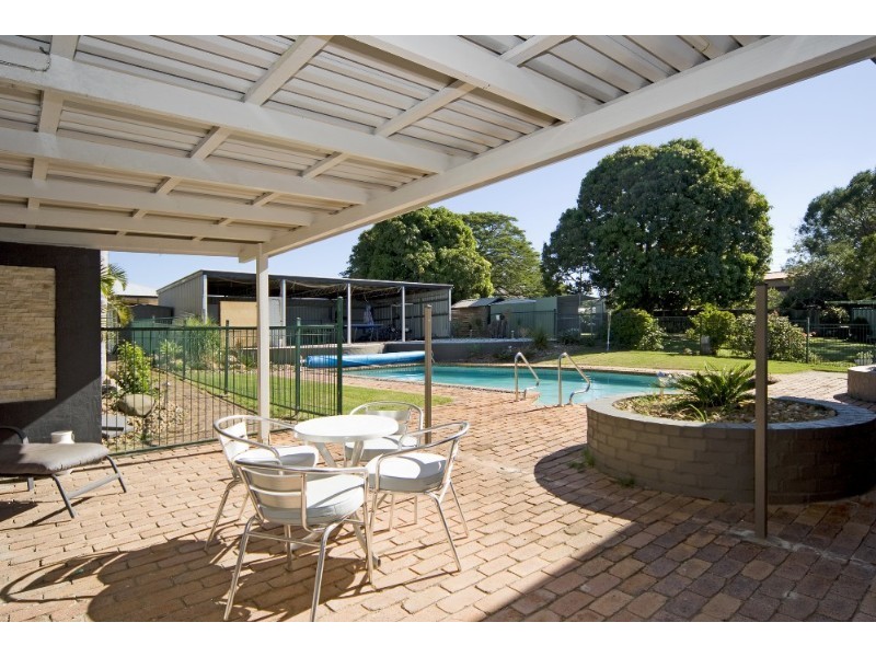 75 Whitehill Road, Eastern Heights QLD 4305