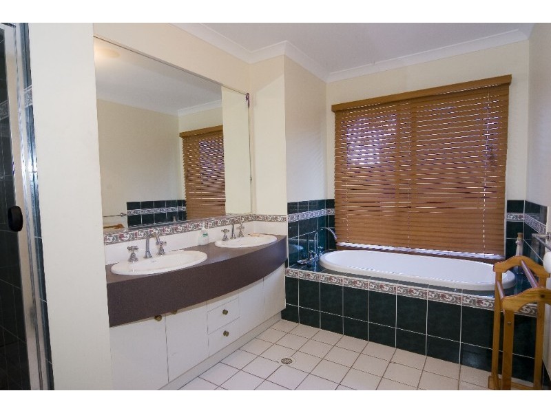 42-44 Sovereign Strait, Karalee QLD 4306