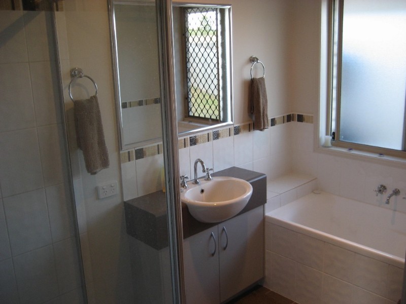 9 Jared Court, Yamanto QLD 4305