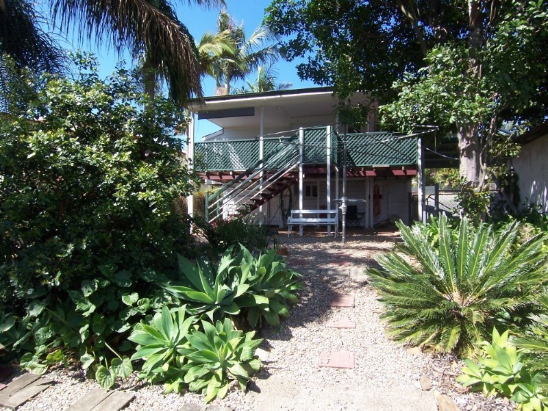 6 William Street, Bundamba QLD 4304