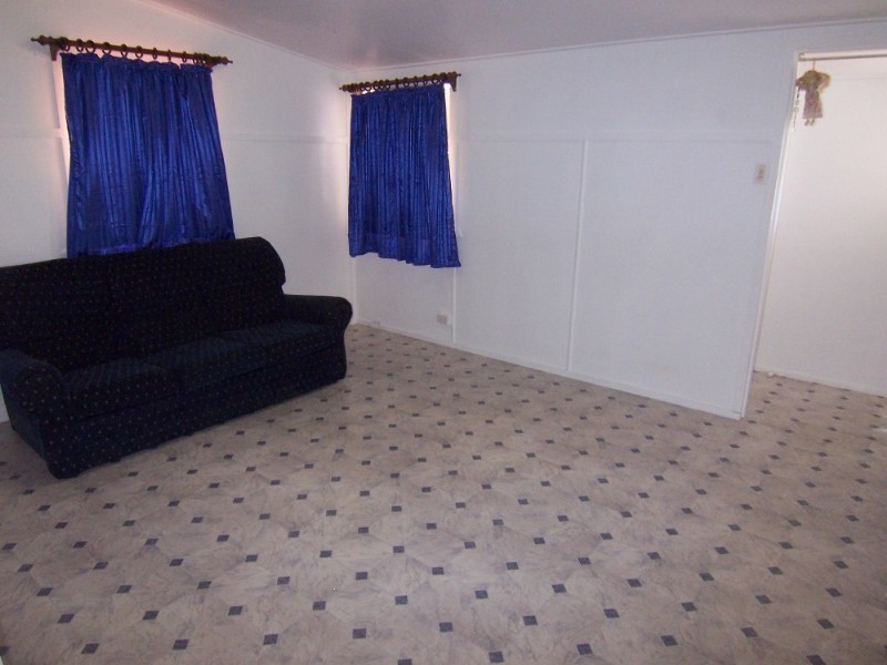 6 William Street, Bundamba QLD 4304