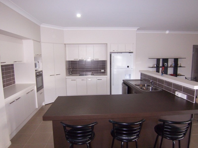 16 Gurners Lane, Karalee QLD 4306