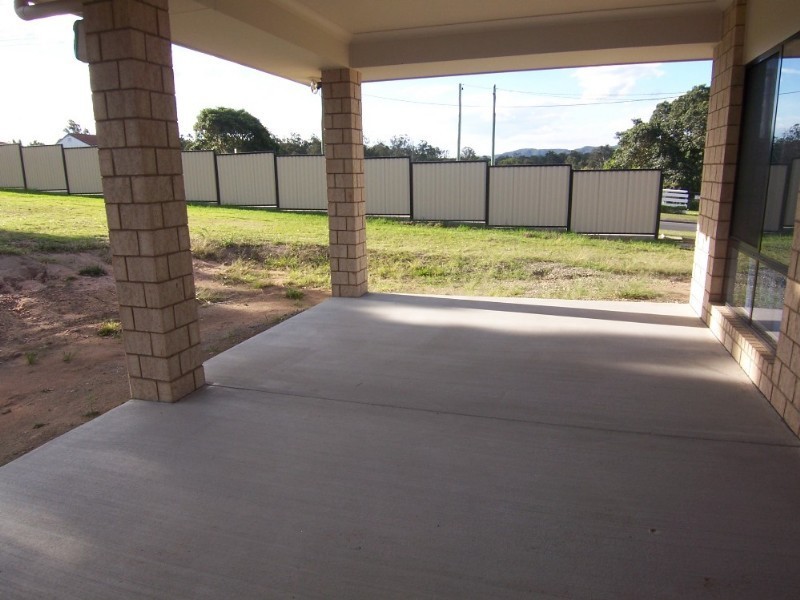 16 Gurners Lane, Karalee QLD 4306