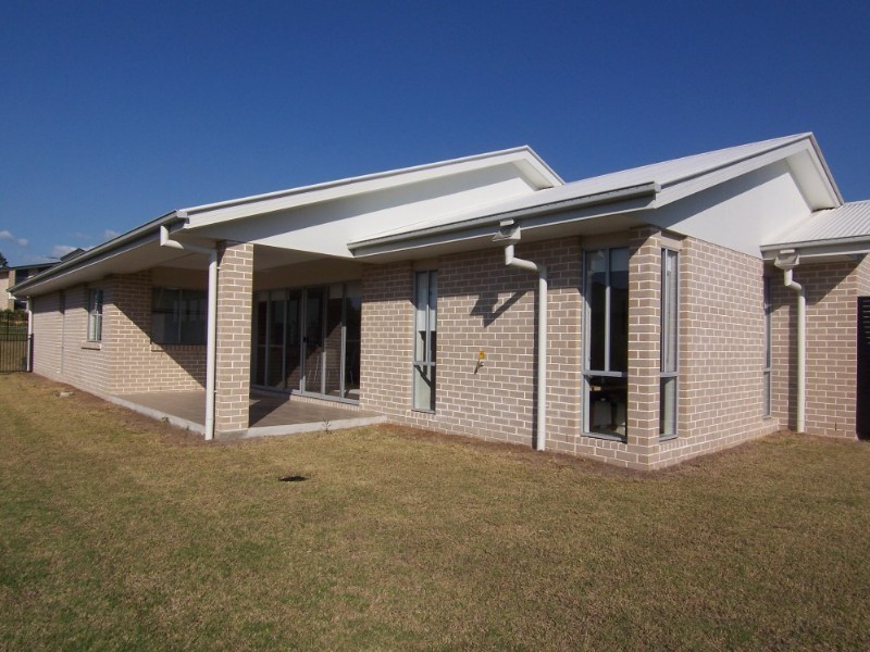 19 Holterman Crescent, Redbank Plains QLD 4301