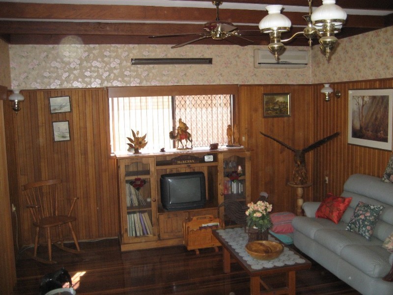 14 Cooinda Street, Eastern Heights QLD 4305
