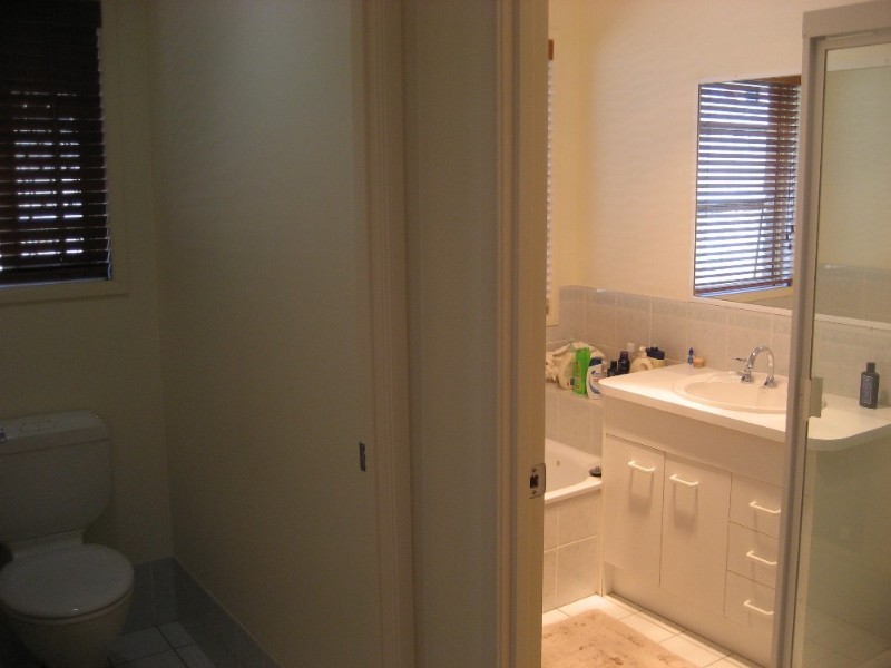 24 Dianthus Place, Flinders View QLD 4305