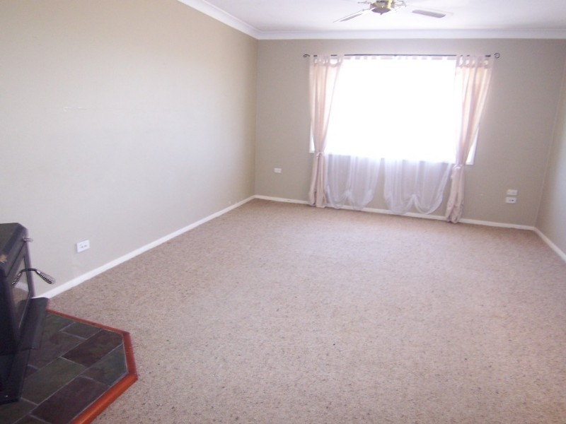 31 Kiah Street, Eastern Heights QLD 4305