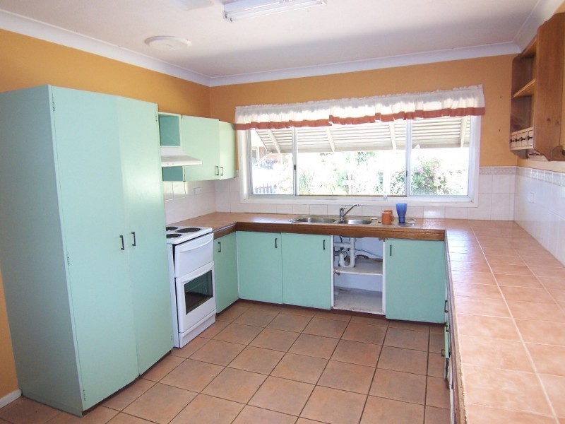 31 Kiah Street, Eastern Heights QLD 4305