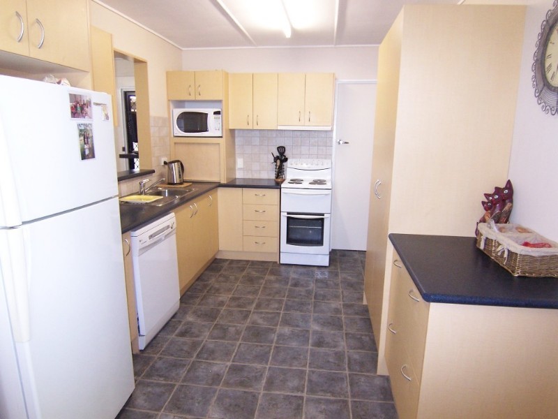 6 Holt Street, Brassall QLD 4305