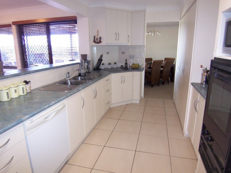 10 Linnings Road, Haigslea QLD 4306