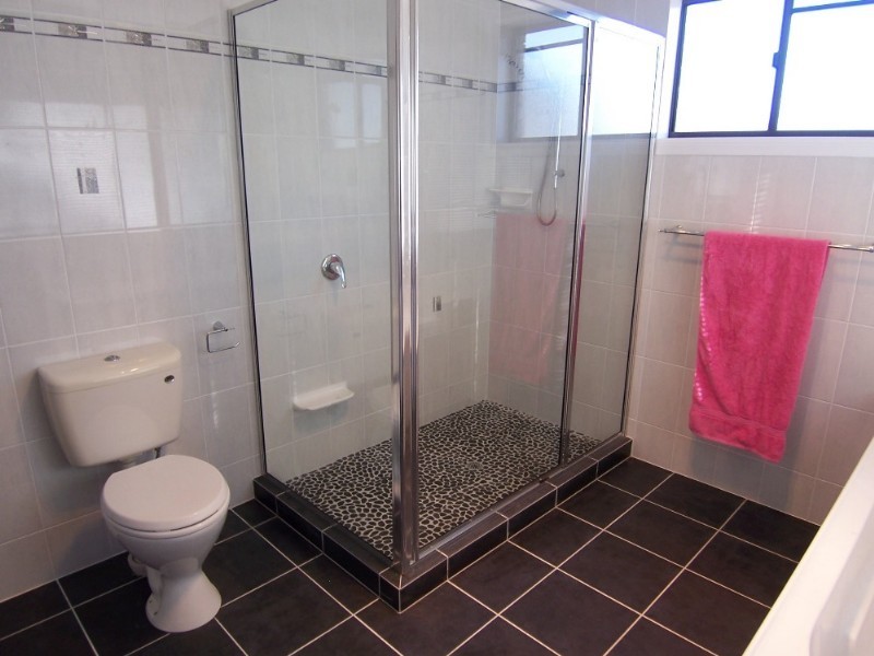 10 Linnings Road, Haigslea QLD 4306