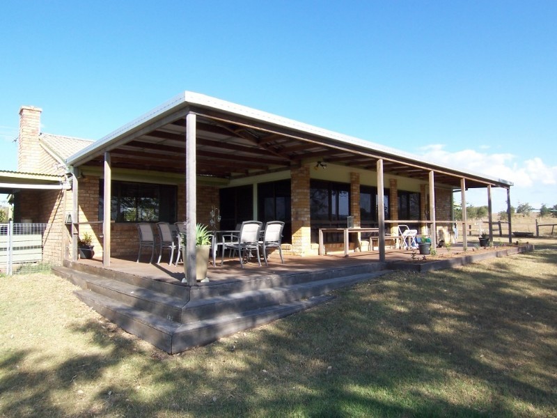 10 Linnings Road, Haigslea QLD 4306