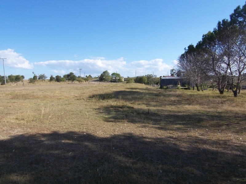 10 Linnings Road, Haigslea QLD 4306