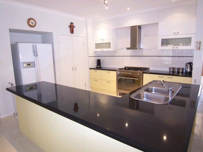 7 Jack Kerr Court, Mount Crosby QLD 4306