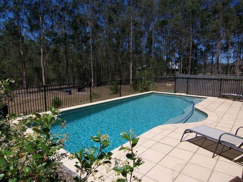 7 Jack Kerr Court, Mount Crosby QLD 4306