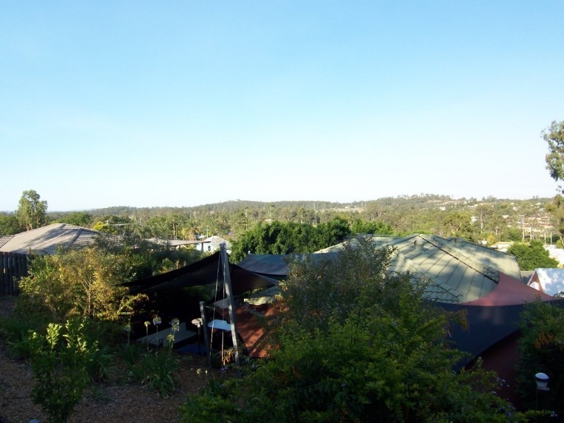 9 Henry Samuel Drive, Redbank Plains QLD 4301