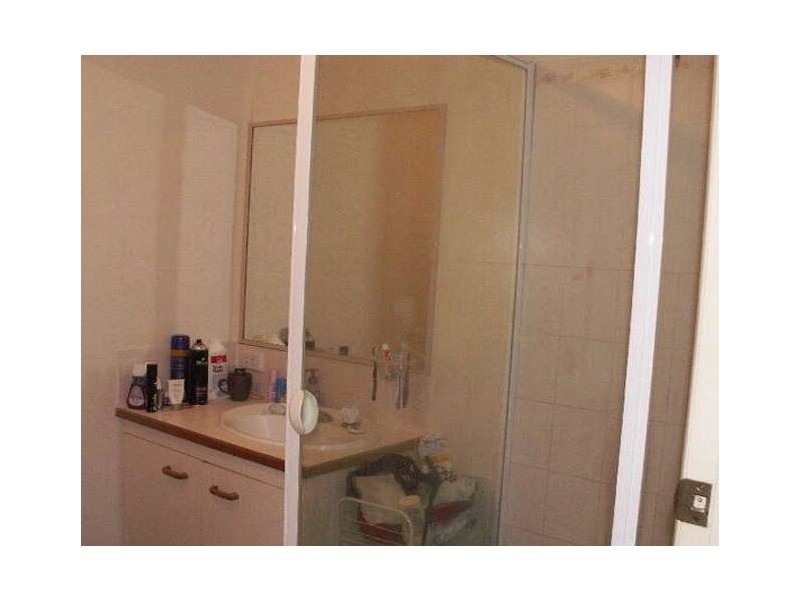 8/32 Lindsay Street, Bundamba QLD 4304