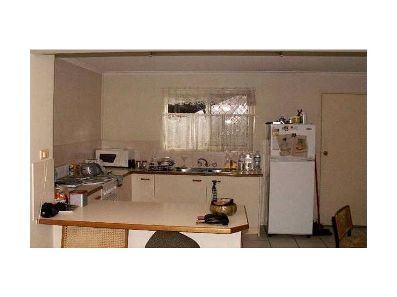 8/32 Lindsay Street, Bundamba QLD 4304