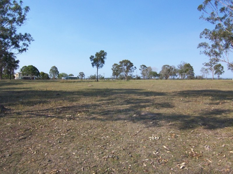 32  Caledonian Road, Thagoona QLD 4306