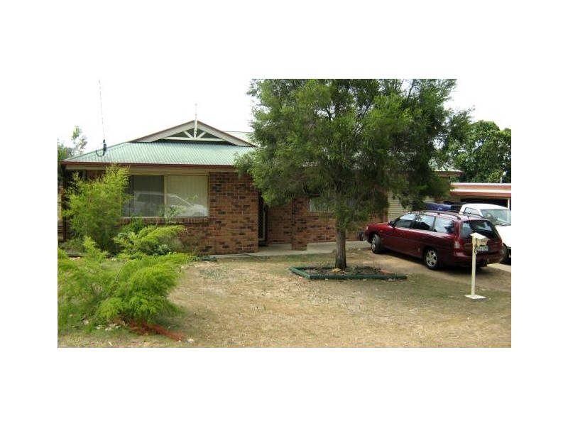 90 Aspinall Street, Leichhardt QLD 4305