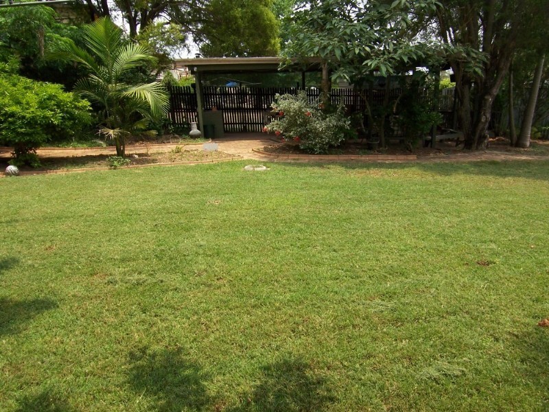 21 Prunda Parade, Raceview QLD 4305