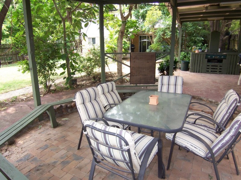 21 Prunda Parade, Raceview QLD 4305