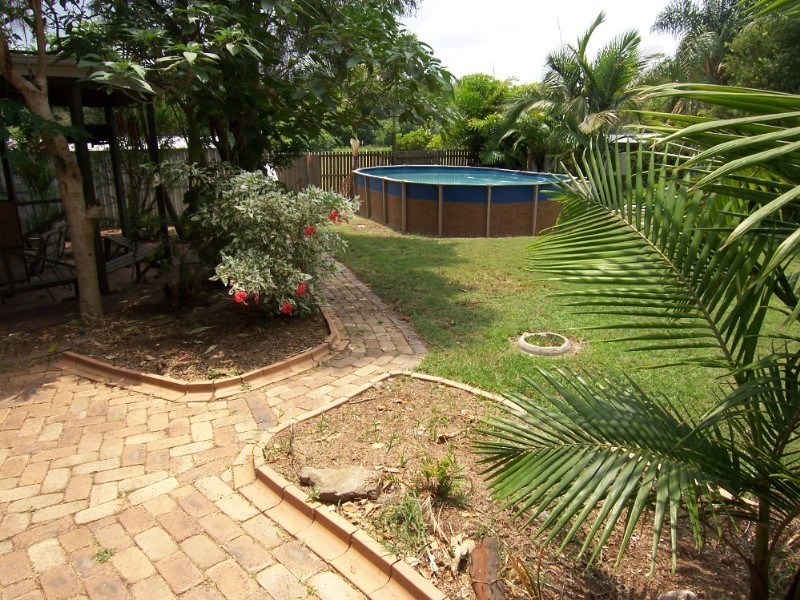 21 Prunda Parade, Raceview QLD 4305