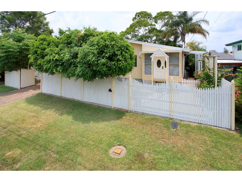 247 Whitehill Road, Raceview QLD 4305