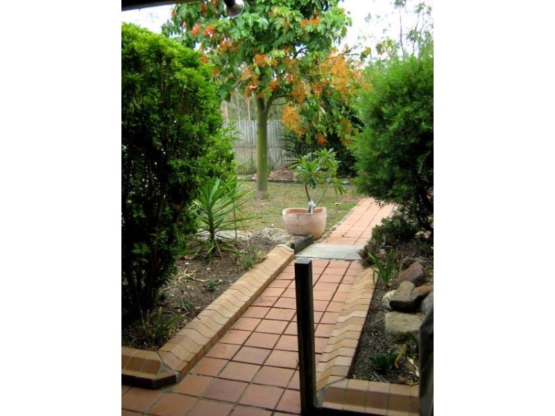 21 Iroquois Court, Brassall QLD 4305