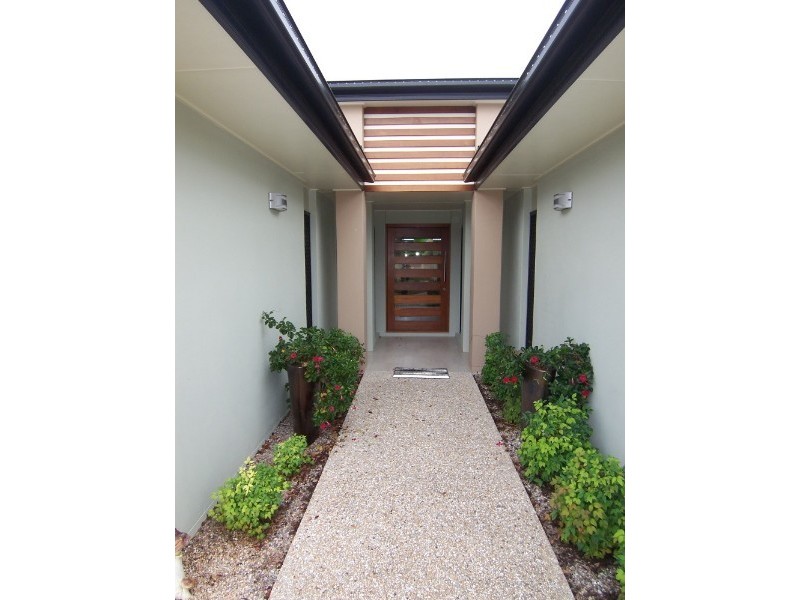 11 CARBINE Court, Karalee QLD 4306