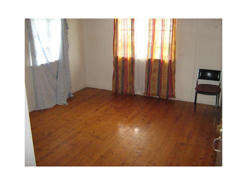 15 Toongarra Road, Leichhardt QLD 4305