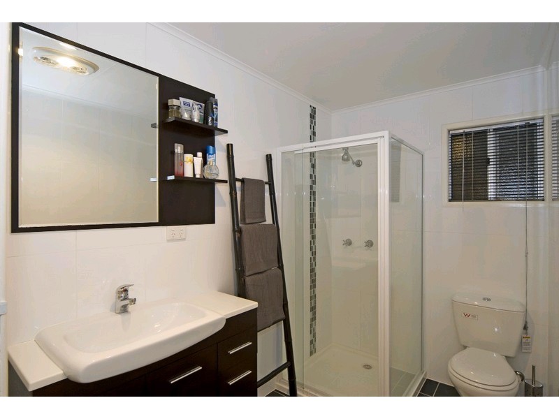 15 Duncan Street, Riverview QLD 4303