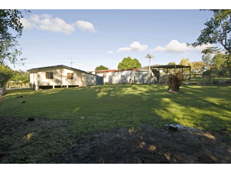 15 Duncan Street, Riverview QLD 4303