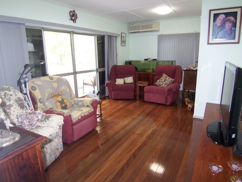 32 Reddy Street, One Mile QLD 4305