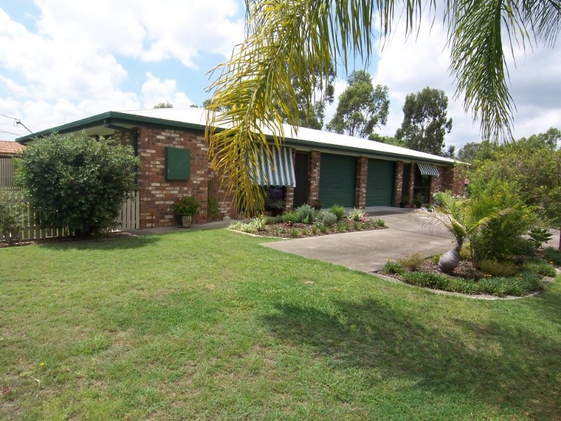 2 Palm Avenue, Raceview QLD 4305