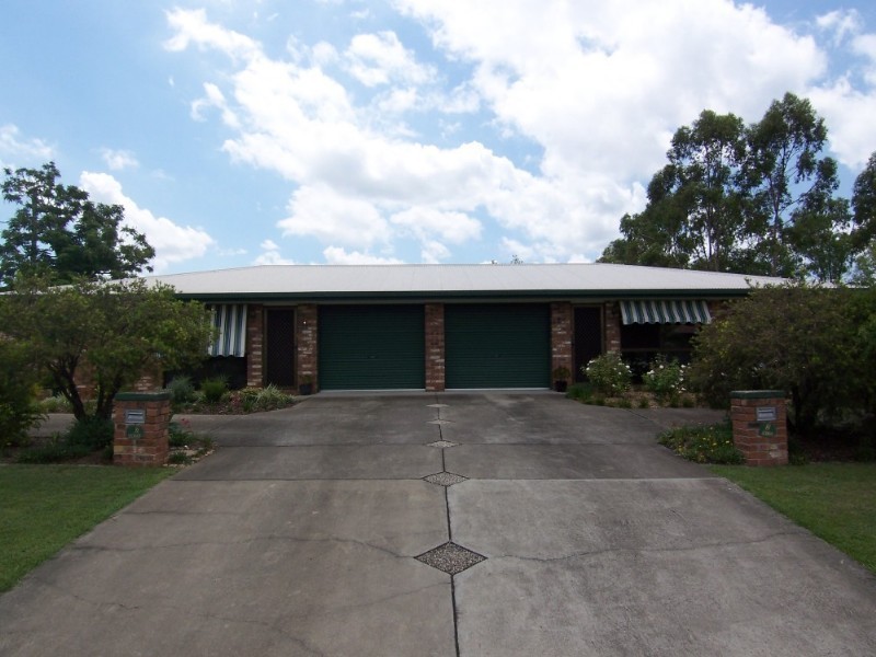 2 Palm Avenue, Raceview QLD 4305