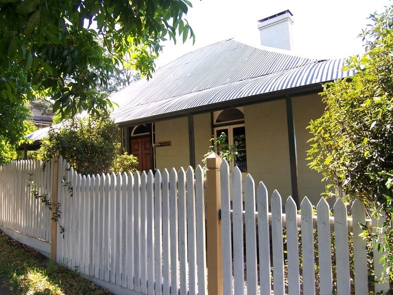 109 Limestone Street, Ipswich QLD 4305