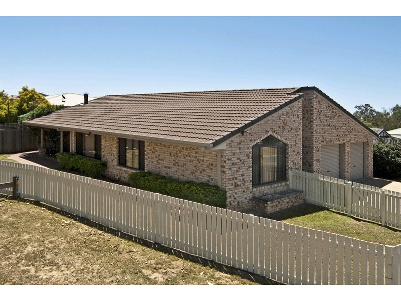 15 Lakewood Court, Flinders View QLD 4305