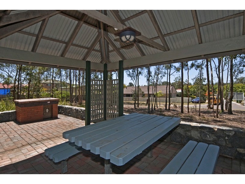 15 Lakewood Court, Flinders View QLD 4305