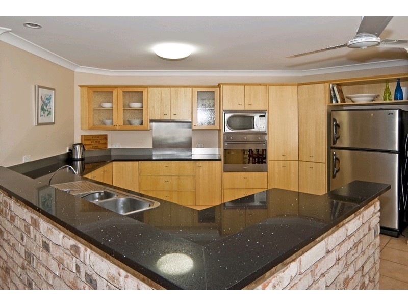 15 Lakewood Court, Flinders View QLD 4305