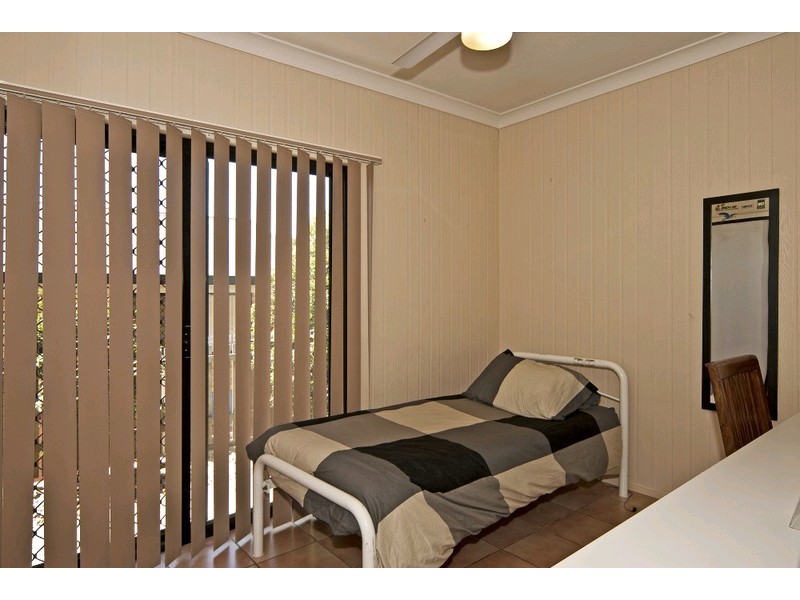 15 Lakewood Court, Flinders View QLD 4305