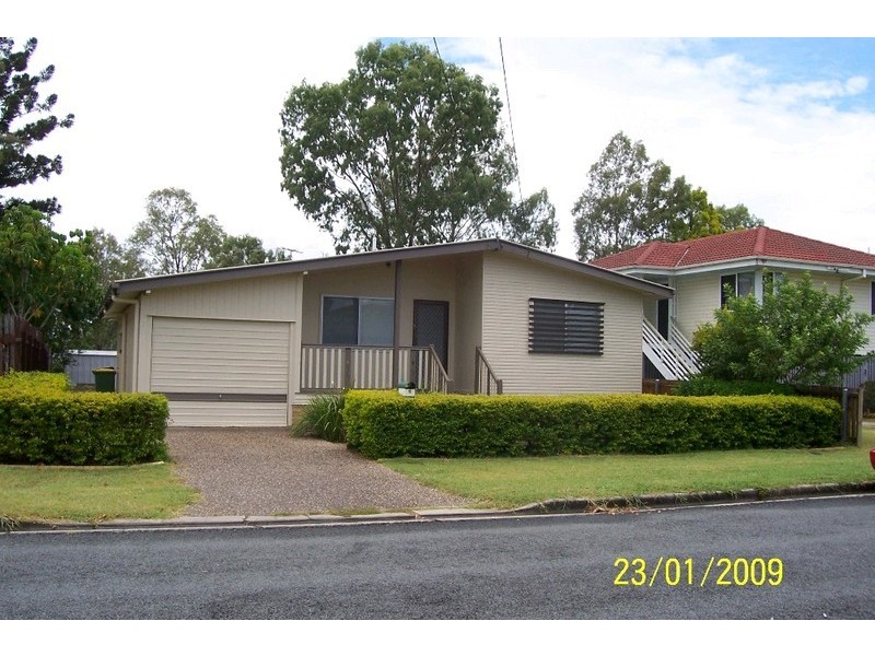 6 Winifred Street, North Booval QLD 4304