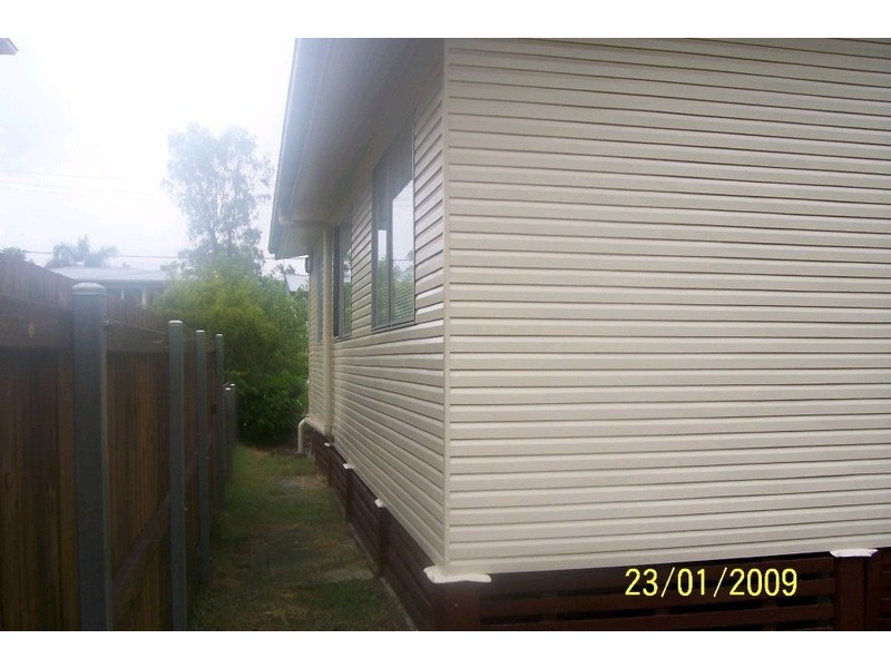 6 Winifred Street, North Booval QLD 4304