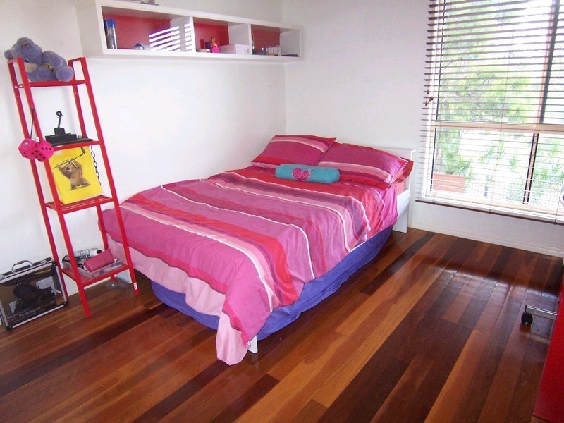 3 Walter Street, Blackstone QLD 4304