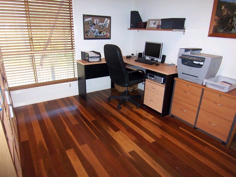 3 Walter Street, Blackstone QLD 4304