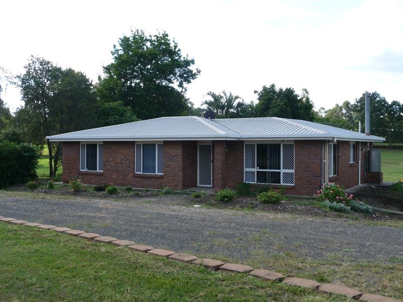 33 Brisbane Valley Highway, Blacksoil QLD 4306