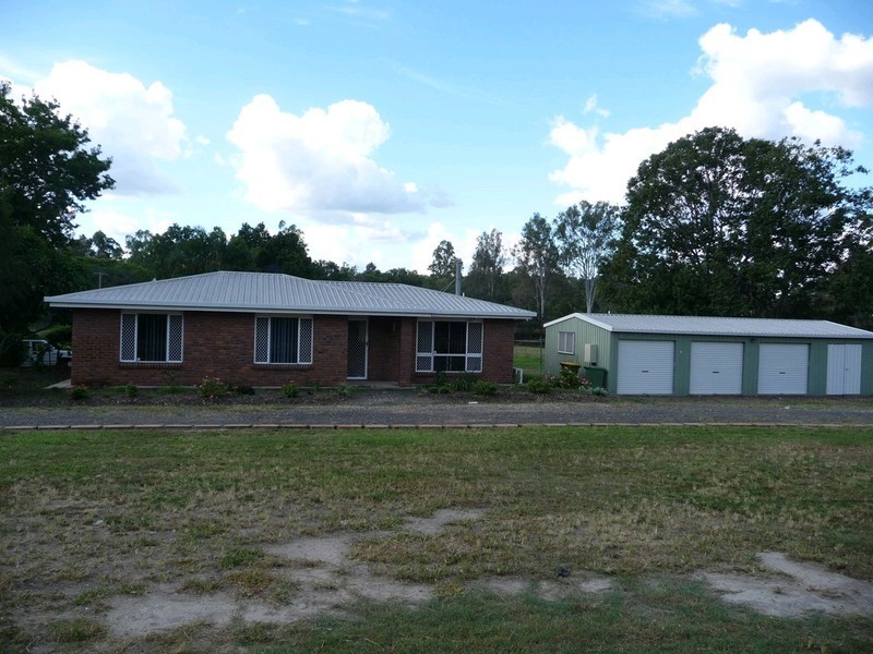 33 Brisbane Valley Highway, Blacksoil QLD 4306