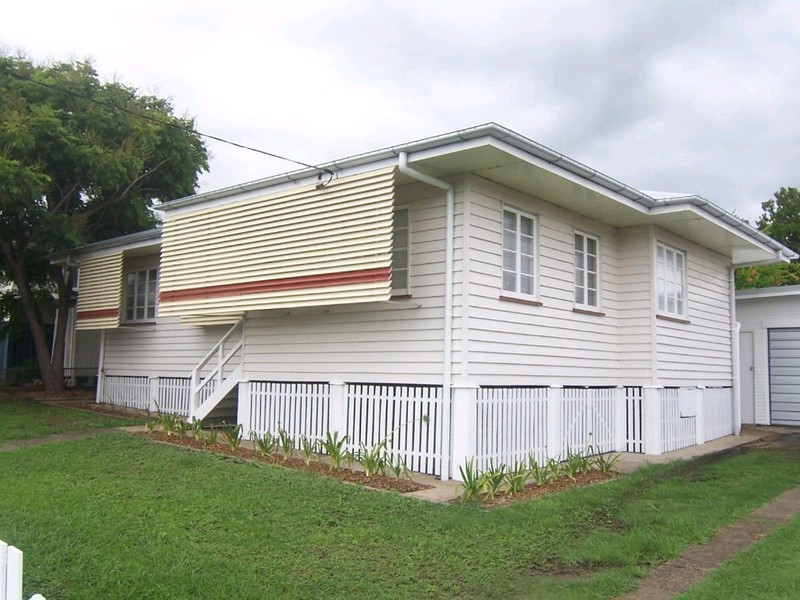 134 Whitehill Road, Eastern Heights QLD 4305